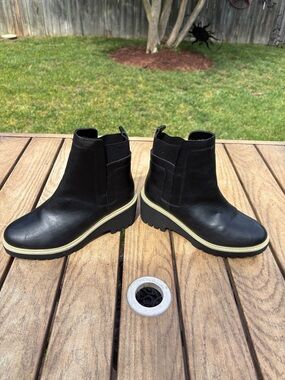 Corkys Black Chelsea Platform Booties with Cream Trim